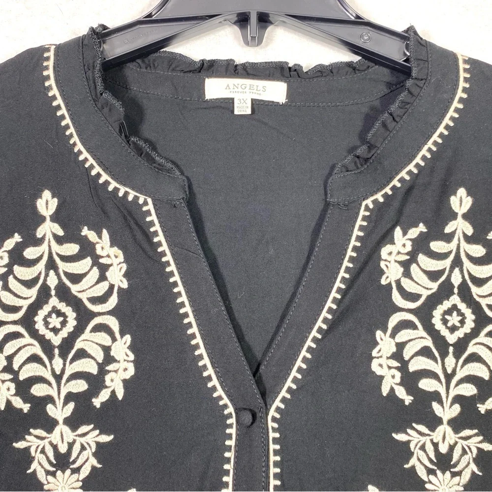 Angels Western Floral Blouse Women's 3X Black White Embroidered 3/4 Sleeve NWT - Picture 4 of 13